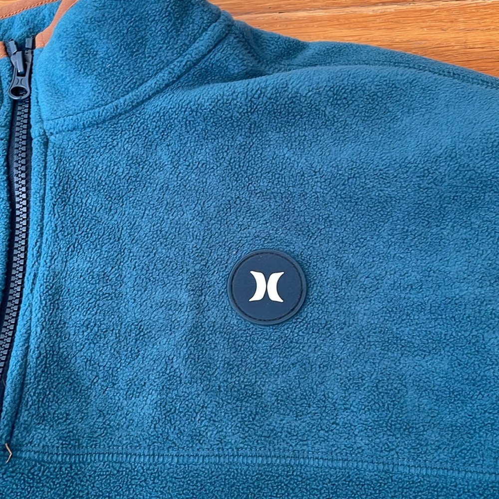 Turquoise Hurley 1/4 zip sweatshirt - Picture 2 of 8
